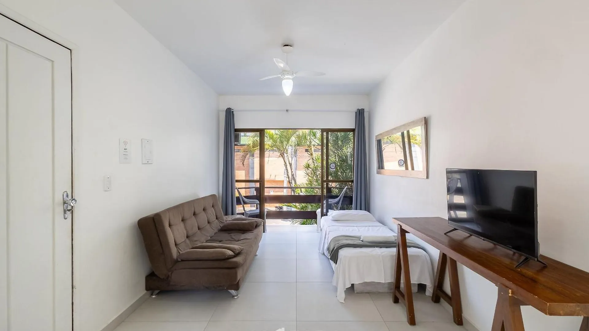 Apartamento espaçoso próximo da praia PSD201 Florianópolis