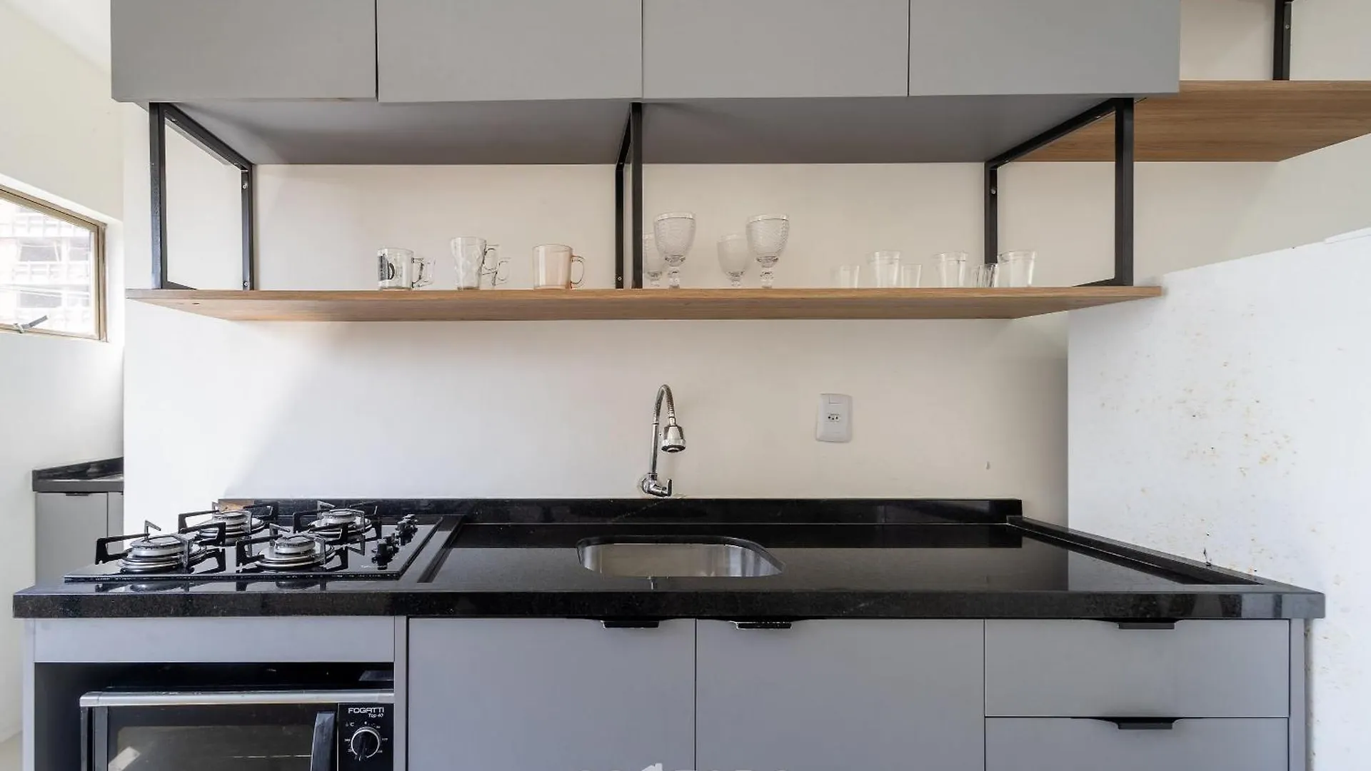 Apartamento espaçoso próximo da praia PSD201 Florianópolis
